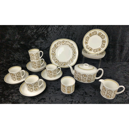 53 - Vintage Susie Cooper ‘Venetia’ part tea service with teapot.