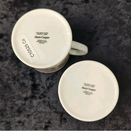 53 - Vintage Susie Cooper ‘Venetia’ part tea service with teapot.