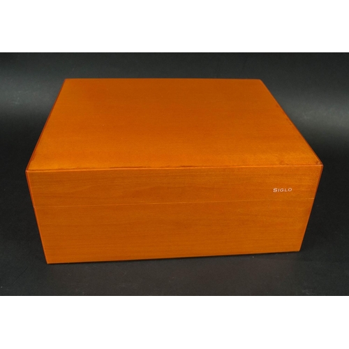 694 - SIGLO VIBRANT SERIES ORANGE HUMIDOR, with eighteen Cohiba cigars, 28cm x 23cm. (with faults)