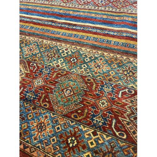 318 - FINE CONTEMPORARY PERSIAN TRIBAL CARPET, 207cm x 155cm.