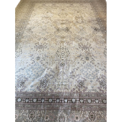 310 - FINE TABRIZ HAJI JALLILY CARPET, 430cm x 300cm.