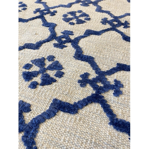 320 - CONTEMPORARY SILK AND WOOL CARPET, 300cm x 200cm.