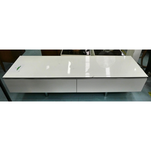 146 - B&B ITALIA LOW UNIT, 60cm D x 48cm H x 180cm W.