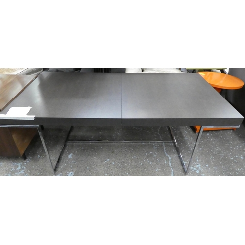 43 - B&B ITALIA ATHOS TABLE, 200cm x 100cm x 73cm unextended, by Paolo Piva.