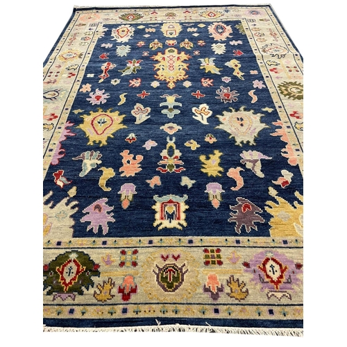 320 - FINE CONTEMPORARY BAKSHAISH DESIGN CARPET, 273cm x 192cm.