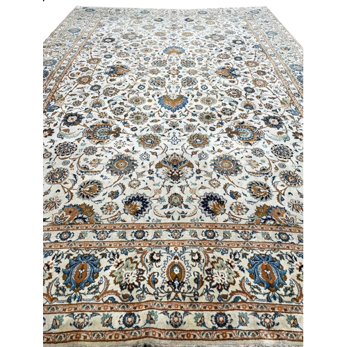 331 - FINE PERSIAN KASHAN CARPET, 507cm x 321cm.