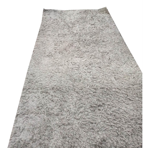 150 - RUG, 340cm x 168cm, contemporary tufted design.