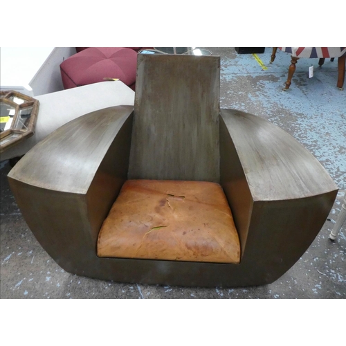 23 - ATTRIBUTED TO JONATHAN SINGLETON EASY NUBER 1 CHAIR, 79cm H.