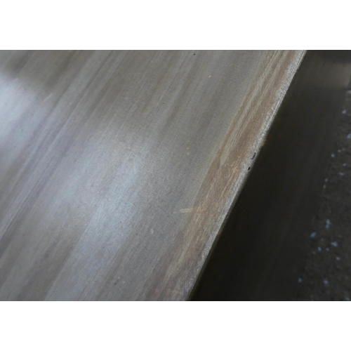 23 - ATTRIBUTED TO JONATHAN SINGLETON EASY NUBER 1 CHAIR, 79cm H.