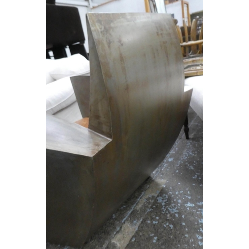 23 - ATTRIBUTED TO JONATHAN SINGLETON EASY NUBER 1 CHAIR, 79cm H.