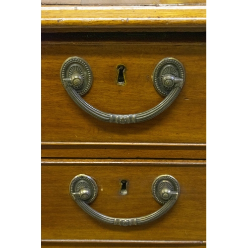 261 - KNEEHOLE DESK, 78cm H x 111cm W x 80cn D, George III mahogany, circa 1770, with red leather top abov... 