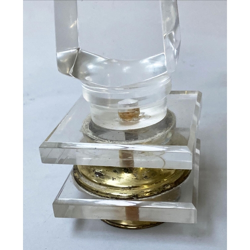 247 - TABLE OBELISKS, a set of four, 42cm H, Lucite, of tapering form on gilded bases. (4)