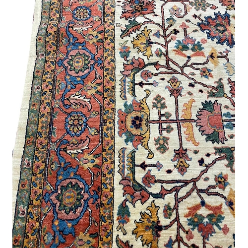 6 - FINE PERSIAN HERIZ CARPET, 285cm x 202cm