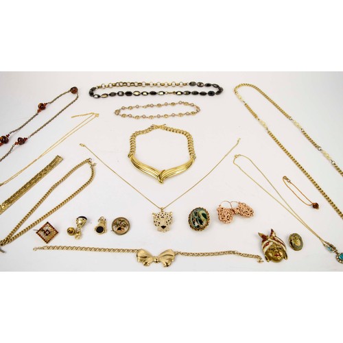 98 - COLLECTION OF JEWELLERY, including a diamante leopards head pendant necklace, glass bead necklace, b... 