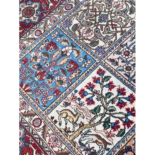 122 - GARDEN DESIGN CARPET, 370cm x 270cm