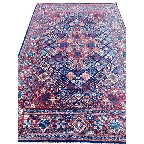 124 - ANTIQUE KASHAN RUG, 207cm x 140cm.