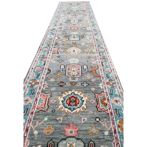 114 - CONTEMPORARY BAKSHAISH DESIGN RUNNER, 385cm x 79cm.