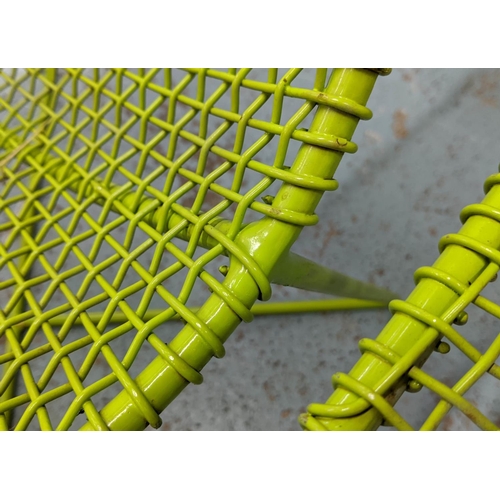 639 - GARDEN LOUNGE CHAIRS AND SIDE CHAIR, contemporary green wire work construction, 90cm x 51cm x 71cm a... 