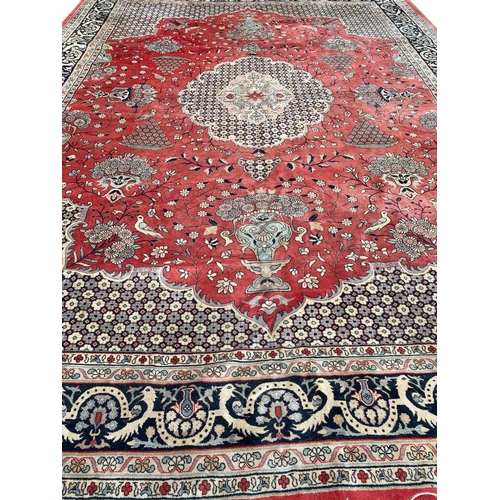 88 - FINE TEHRAN DESIGN CARPET, 430cm x 308cm.