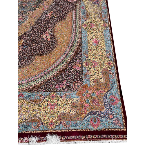 89 - FINE QUM DESIGN SILK CARPET, 300cm x 200cm.