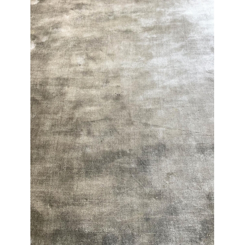 573 - CONTEMPORARY SILVER CARPET, 297cm x 196cm.