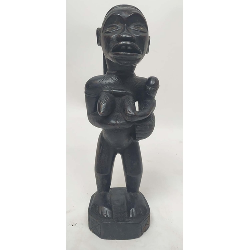 11 - PHEMBA MATERNITY FIGURE, Congolese, 60cm H.