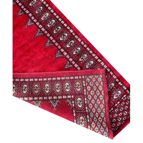 103 - TURKMAN LONG RUNNER, 600cm x 79cm.