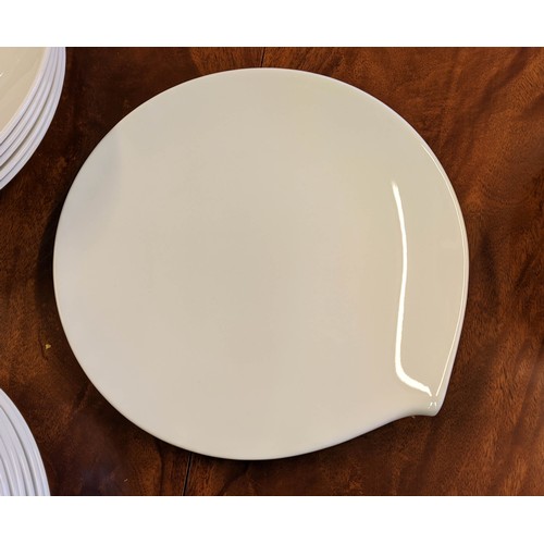 69 - VILLEROY AND BOCH 'FLOW' PART DINNER SERVICE, white porcelain including ten plates, ten bowls. (Qty)