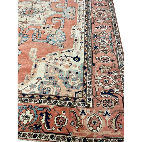 96 - FINE PERSIAN HERIZ SERAPI DESIGN CARPET, 365cm x 273cm.