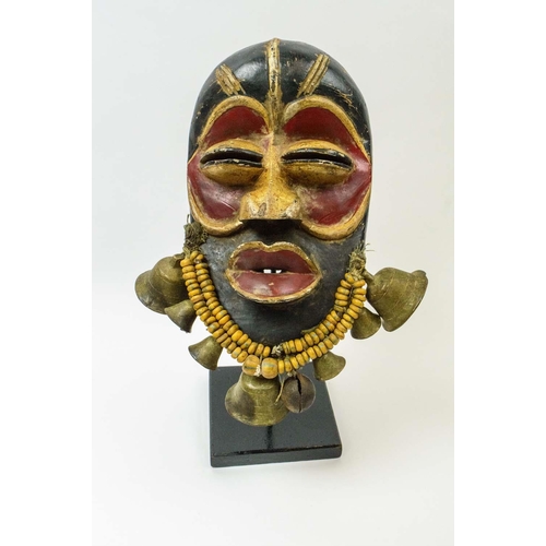 16 - WE/WOBE MASK, Ivory Coast. 47cm H