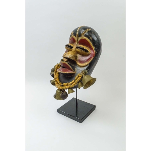 16 - WE/WOBE MASK, Ivory Coast. 47cm H