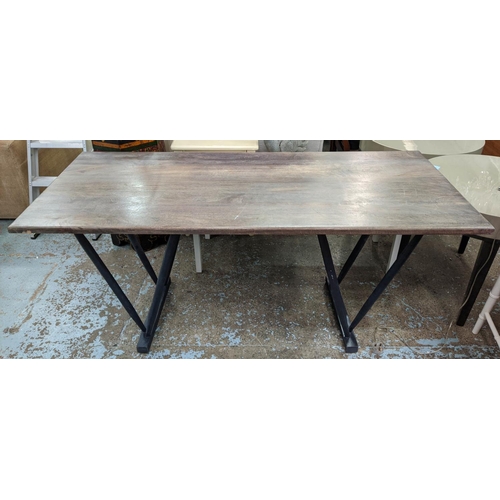 433 - DESK, 160cm x 69cm x 73cm, contemporary design.