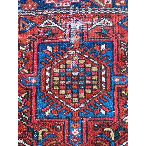 113 - ANTIQUE HERIZ RUNNER, 340cm x 86cm.