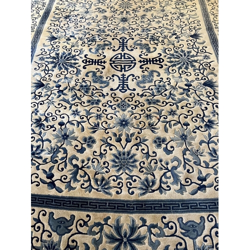 138 - CHINESE CARPET, 315cm x 245cm.