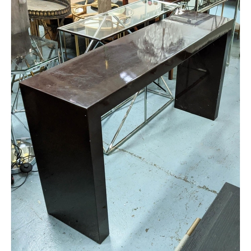 368 - ATTRIBUTED TO JONATHAN ALDER CONSOLE TABLE, 130cm x 39cm x 76cm, lacquered finish.