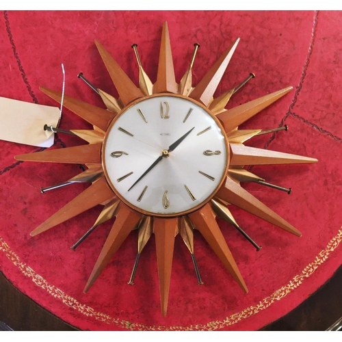 424 - VINTAGE 20TH CENTURY METAMEC WALL CLOCK, vintage mid 20th century, 45cm diam.