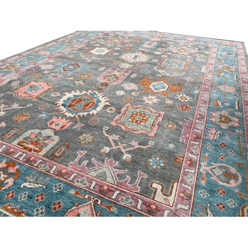 140 - CONTEMPORARY BAKSHAISH DESIGN CARPET, 343cm x 247cm.