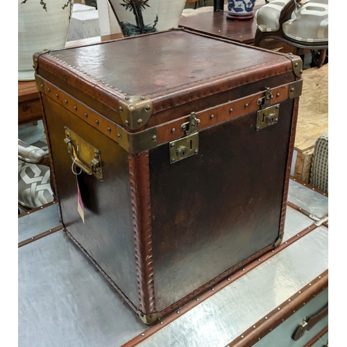 495 - ANDREW MARTIN LEATHER TRUNK, 50cm W x 50cm D x 60cm H with a rising lid.