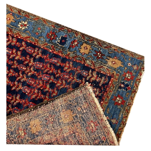 86 - ANTIQUE HERIZ RUNNER, 345cm x 85cm.