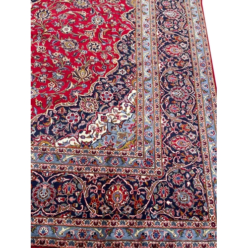 101 - PERSIAN KASHAN CARPET, 400cm x 292cm. Wool