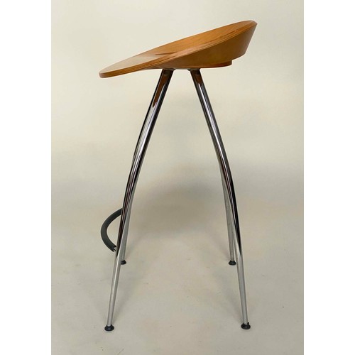 319 - BAR STOOLS, a pair, by Lyra Magis shaped bent plywood with chrome supports and footrest, 77cm H. (2)