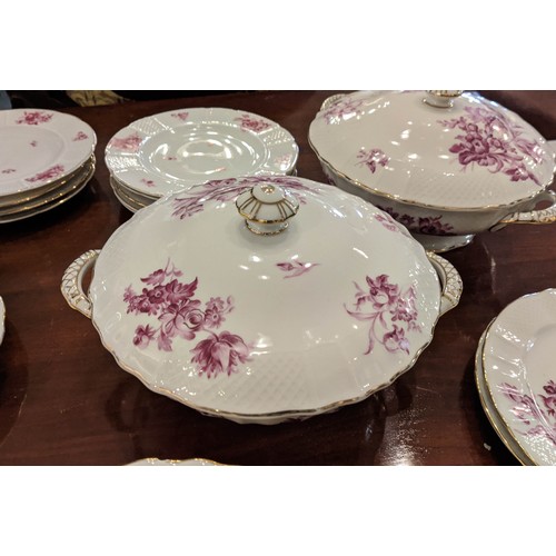 3 - ROSENTHAL DINNER SERVICE, comprising two covered tureens, 3 serving platters a sauceboat, 10 dinner ... 