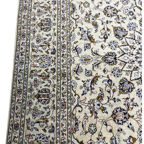 107 - PERSIAN KURK KASHAN CARPET, 320cm x 200cm.