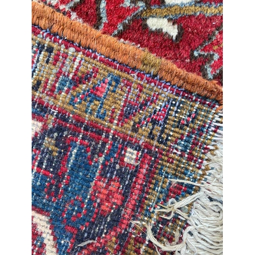 116 - ANTIQUE HERIZ SERAPI DESIGN CARPET, 310cm x 250cm.