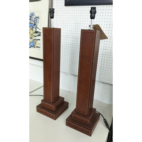 389 - TABLE LAMPS, two differing design pairs, one pair with shades, 71cm at tallest. (4)