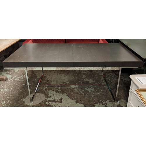 486 - B&B ITALIA ATHOS TABLE BY PAOLO PIVA, 200cm x 100cm x 73cm unextended.