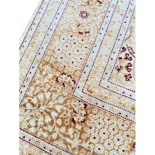 196 - TABRIZ HAJI JALILI DESIGN CARPET, 280cm x 180cm.