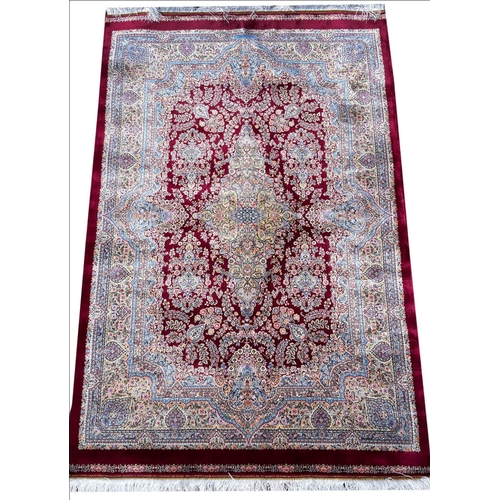 222 - FINE QUM DESIGN RUG, 145cm x 98cm.