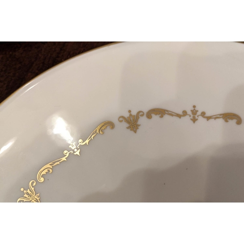 2 - ROYAL WORCESTER, part dinner service, gold chantilly pattern, including nine dinner plates, eight lu... 