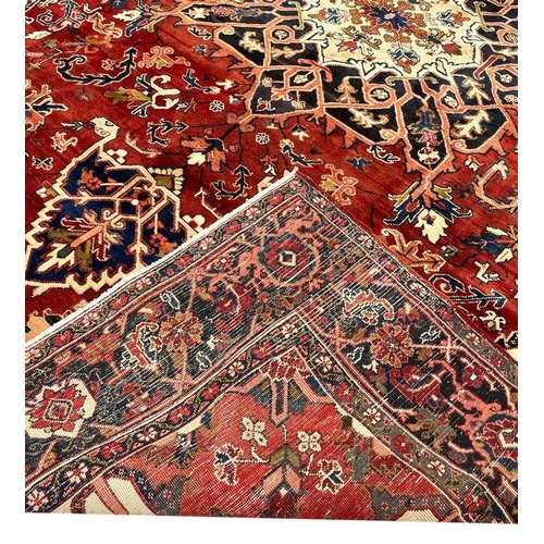 66 - ANTIQUE PERSIAN HERIZ SERAPI CARPET, 400cm x 283cm.